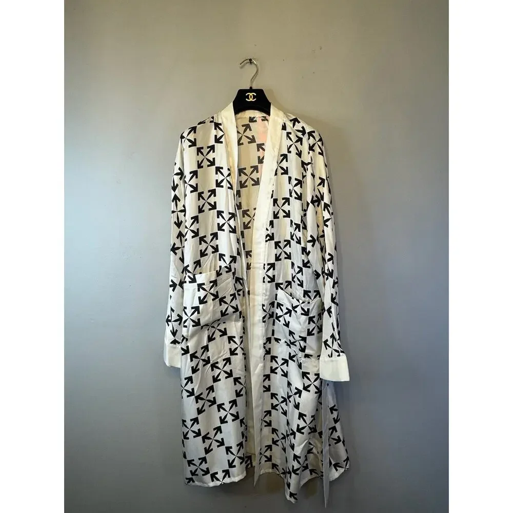 Off-White Virgil Abloh Arrow Pattern Silk Robe Size Small White Black - Picture 1 of 8